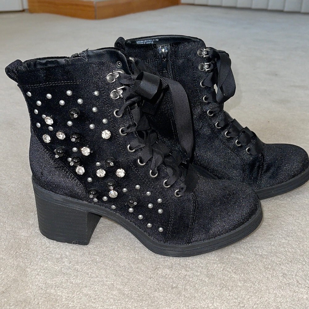 Black velvet booties with gems